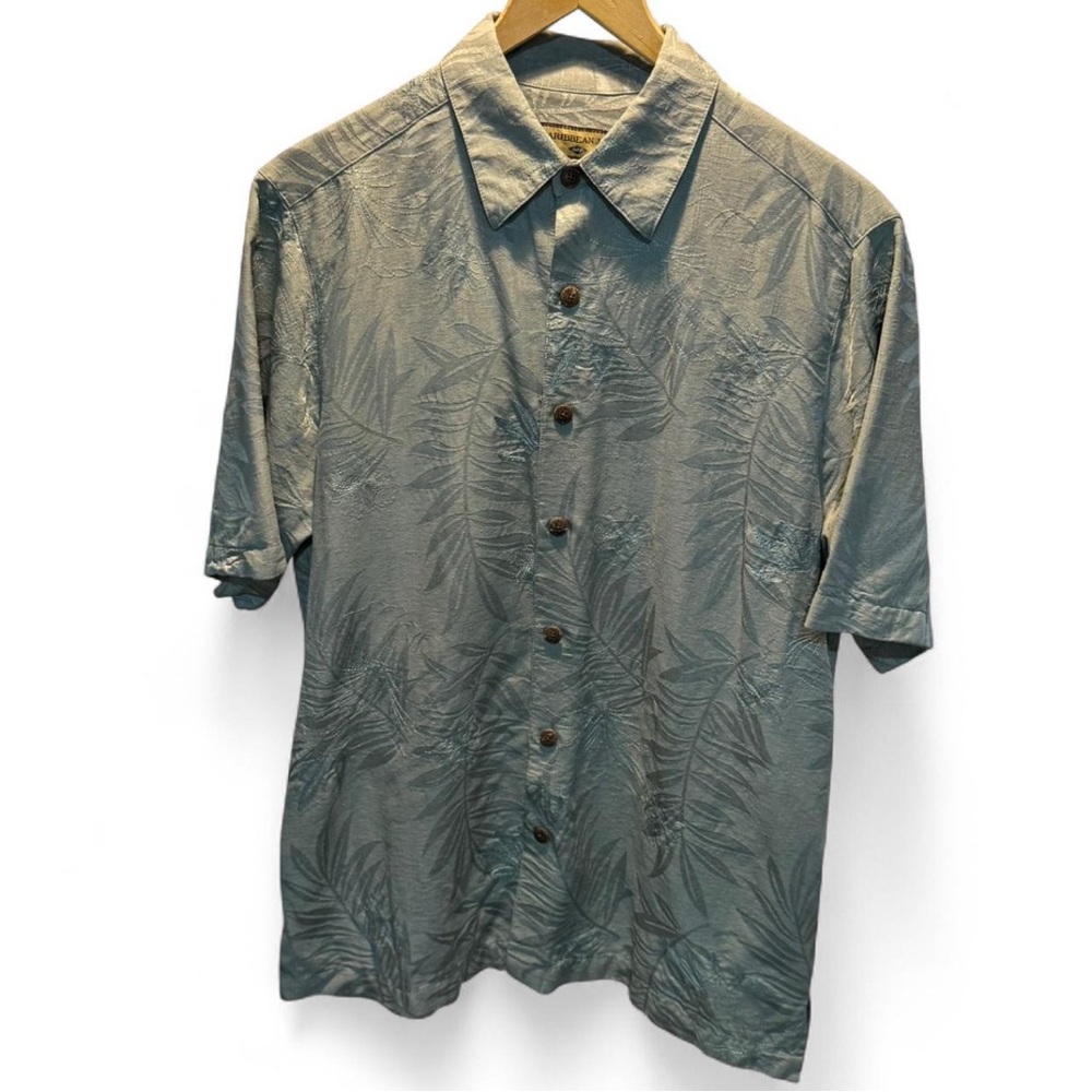 Caribbean Joe Silk Shirt in Subtle sage green size small